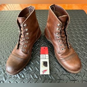 Red Wing Iron Ranger Boots - Men's Size 9 D - Good Used Condition - New Laces